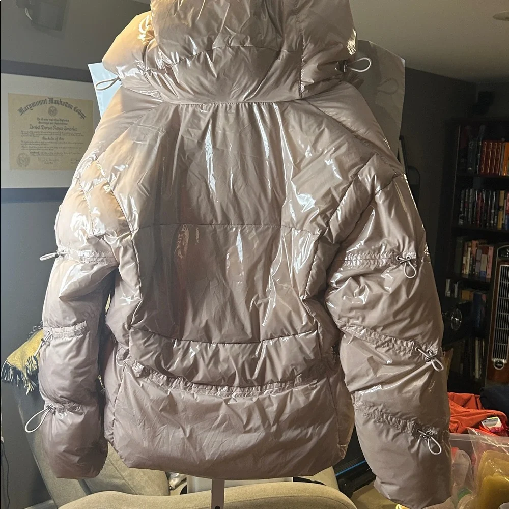 ALO Yoga Quilted Hooded Puffer Coat in Pale Pink